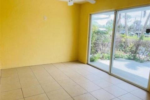 Adosado en alquiler en Englewood, Florida, 3 dormitorios, 147.71 m2 № 1910463 - foto 7