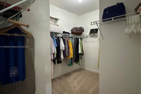 Touwnhouse à vendre à Miami, Floride: 3 chambres, 155.15 m2 № 1945401 - photo 22
