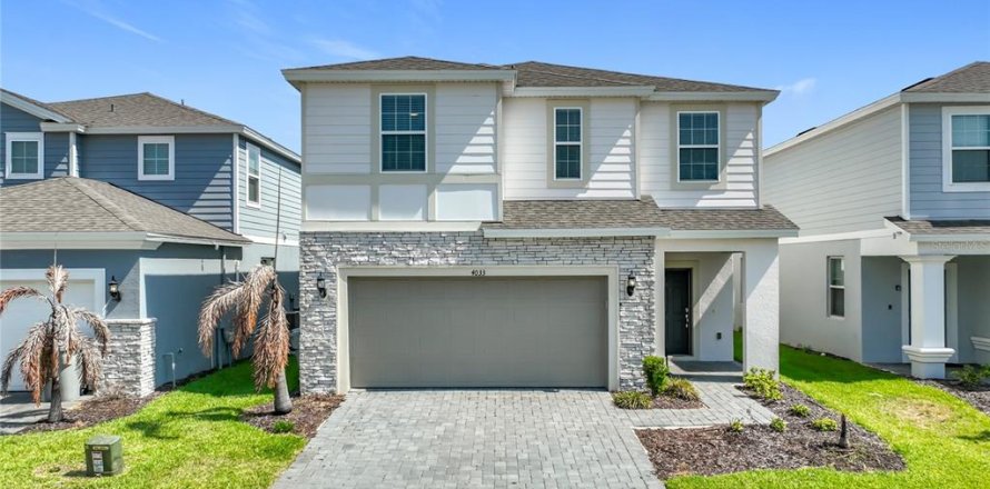 Villa ou maison à Davenport, Floride 7 chambres, 288.18 m2 № 2305220