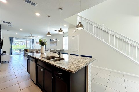 Villa ou maison à vendre à Davenport, Floride: 7 chambres, 288.18 m2 № 2305220 - photo 7