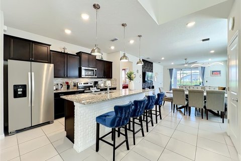 Villa ou maison à vendre à Davenport, Floride: 7 chambres, 288.18 m2 № 2305220 - photo 6
