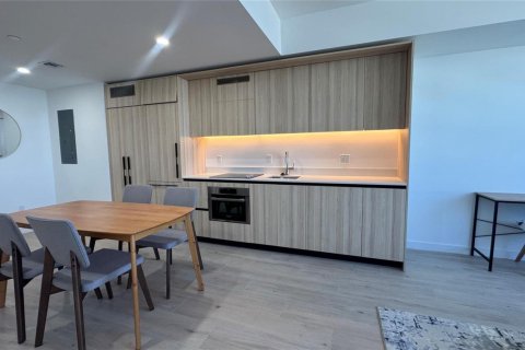 Condo in Miami, Florida, 1 bedroom № 2245429
