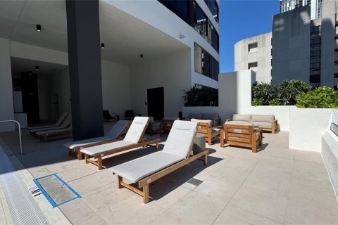 Condo in Miami, Florida, 1 bedroom  № 2245429 - photo 29