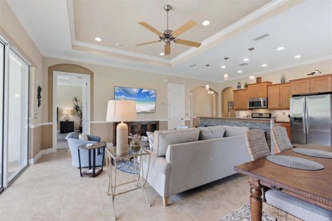 House in Bradenton, Florida 2 bedrooms, 162.86 sq.m. № 2200449 - photo 11