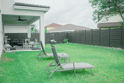Villa ou maison à vendre à Miami, Floride: 5 chambres, 255.57 m2 № 2146499 - photo 29