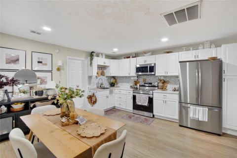 Casa en venta en Lake Wales, Florida, 3 dormitorios, 117.43 m2 № 1911419 - foto 16