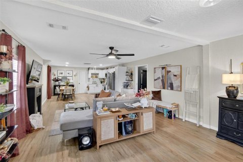 Casa en venta en Lake Wales, Florida, 3 dormitorios, 117.43 m2 № 1911419 - foto 6
