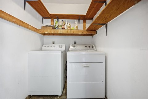 Condo in Gainesville, Florida, 2 bedrooms № 2115844 - photo 30