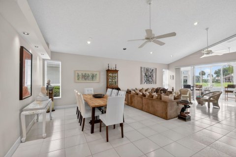 Villa ou maison à vendre à Boynton Beach, Floride: 3 chambres, 222.13 m2 № 2078239 - photo 6