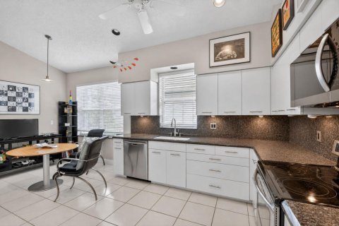 Villa ou maison à vendre à Boynton Beach, Floride: 3 chambres, 222.13 m2 № 2078239 - photo 22