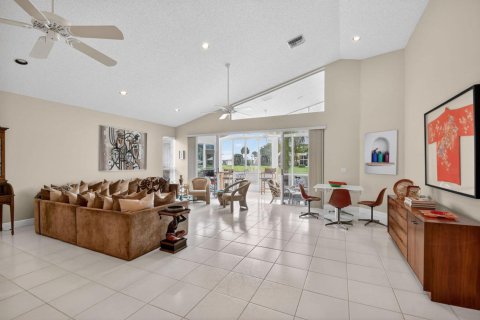 Villa ou maison à vendre à Boynton Beach, Floride: 3 chambres, 222.13 m2 № 2078239 - photo 9