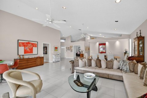 Villa ou maison à vendre à Boynton Beach, Floride: 3 chambres, 222.13 m2 № 2078239 - photo 12
