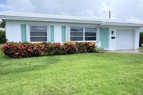 House in Boynton Beach, Florida 2 bedrooms, 100.33 sq.m. № 2269459
