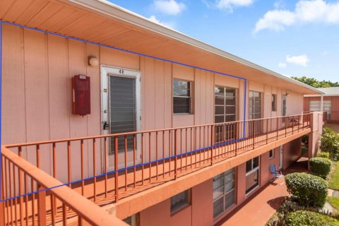 Condo in West Palm Beach, Florida, 2 bedrooms  № 2082187