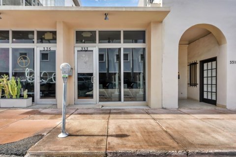 Propiedad comercial en venta en Coral Gables, Florida № 1599776 - foto 17