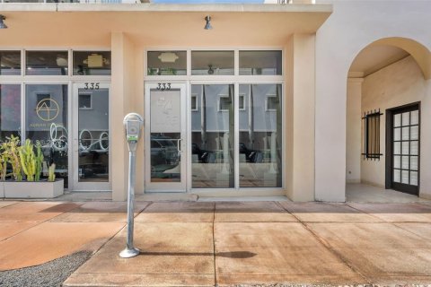 Propiedad comercial en venta en Coral Gables, Florida № 1599776 - foto 18
