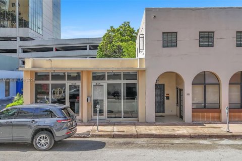 Propiedad comercial en venta en Coral Gables, Florida № 1599776 - foto 25