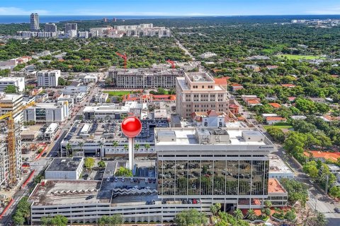 Propiedad comercial en venta en Coral Gables, Florida № 1599776 - foto 16