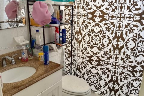 Casa en venta en Miami, Florida, 3 dormitorios, 143.81 m2 № 1986216 - foto 7