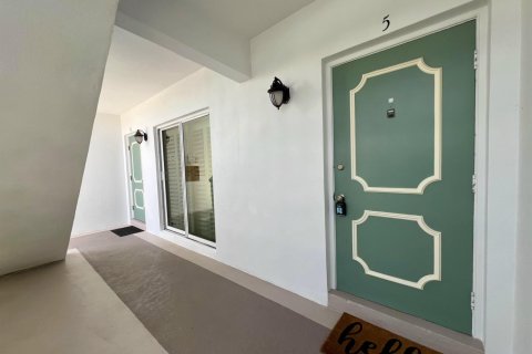 Copropriété à louer à South Palm Beach, Floride: 1 chambre, 66.33 m2 № 2260321 - photo 3