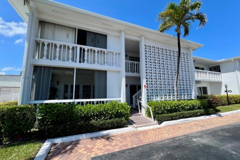 Condo in South Palm Beach, Florida, 1 bedroom № 2260321