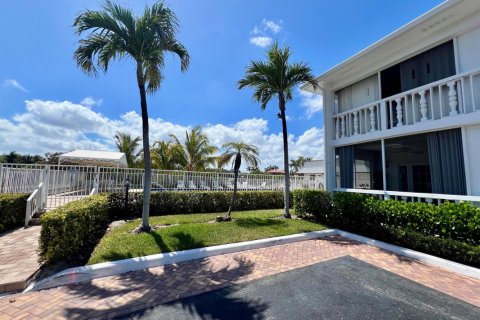 Copropriété à louer à South Palm Beach, Floride: 1 chambre, 66.33 m2 № 2260321 - photo 16