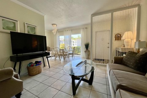 Copropriété à louer à South Palm Beach, Floride: 1 chambre, 66.33 m2 № 2260321 - photo 9