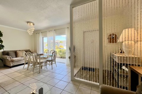 Copropriété à louer à South Palm Beach, Floride: 1 chambre, 66.33 m2 № 2260321 - photo 5