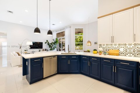 Casa en venta en Weston, Florida, 4 dormitorios, 295.06 m2 № 2355567 - foto 12