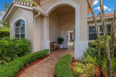 Villa ou maison à Weston, Floride 4 chambres, 295.06 m2 № 2355567