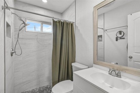 Купить виллу или дом в Венеция, Флорида 8 комнат, 119.47м2, № 1902195 - фото 12