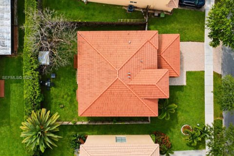 House in Homestead, Florida 4 bedrooms, 190.64 sq.m. № 2059439 - photo 28