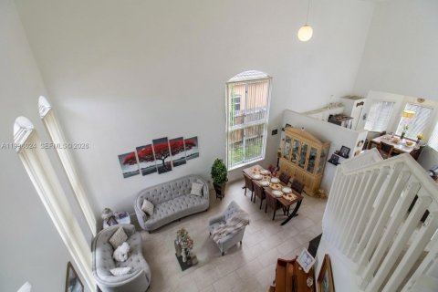 House in Homestead, Florida 4 bedrooms, 190.64 sq.m. № 2059439 - photo 14