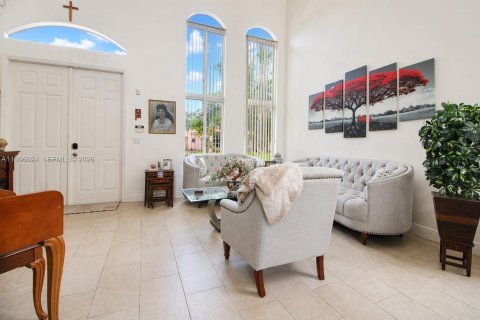 House in Homestead, Florida 4 bedrooms, 190.64 sq.m. № 2059439 - photo 6