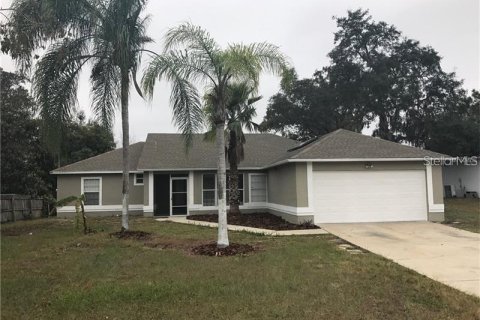 Casa en alquiler en Deltona, Florida, 3 dormitorios, 150.32 m2 № 1893921 - foto 1