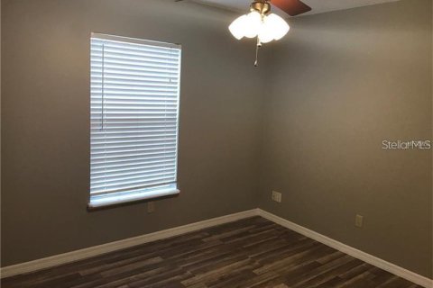 Casa en alquiler en Deltona, Florida, 3 dormitorios, 150.32 m2 № 1893921 - foto 5