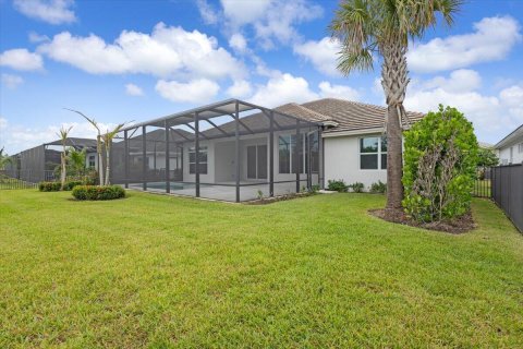 Casa en venta en Port St. Lucie, Florida, 5 dormitorios, 264.21 m2 № 2382889 - foto 7