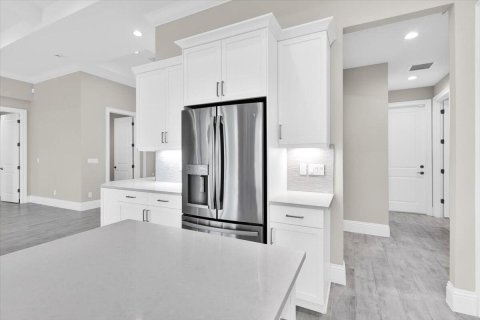 Casa en venta en Port St. Lucie, Florida, 5 dormitorios, 264.21 m2 № 2382889 - foto 17