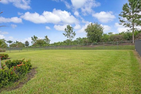 Casa en venta en Port St. Lucie, Florida, 5 dormitorios, 264.21 m2 № 2382889 - foto 8