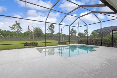 Casa en venta en Port St. Lucie, Florida, 5 dormitorios, 264.21 m2 № 2382889 - foto 9