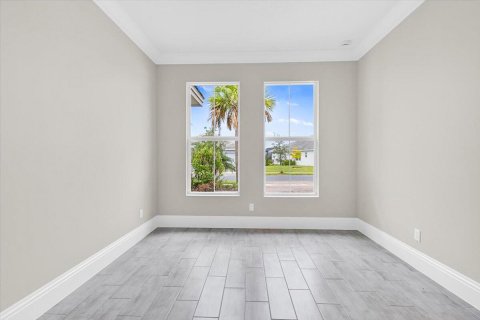 Casa en venta en Port St. Lucie, Florida, 5 dormitorios, 264.21 m2 № 2382889 - foto 25