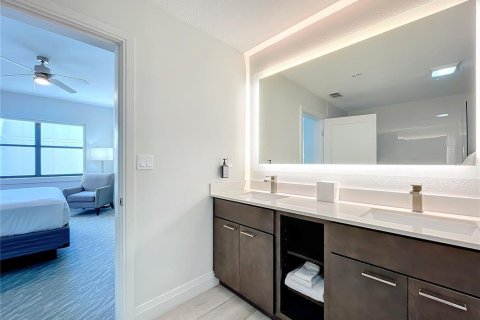 Condo in Winter Garden, Florida, 3 bedrooms  № 1721663 - photo 14