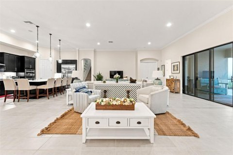 Villa ou maison à vendre à Fish Hawk, Floride: 5 chambres, 405.24 m2 № 2285418 - photo 9