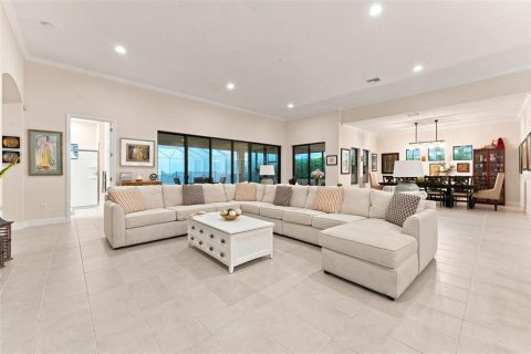 Villa ou maison à vendre à Fish Hawk, Floride: 5 chambres, 405.24 m2 № 2285418 - photo 12