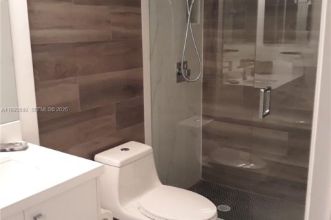 Condominio en alquiler en Miami Beach, Florida, 2 dormitorios, 96.06 m2 № 2055605 - foto 9