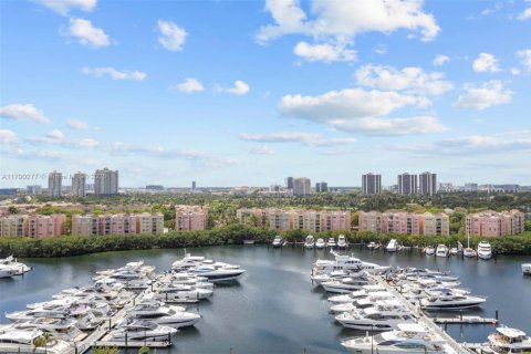 Condo à Aventura, Floride, 2 chambres  № 2039122