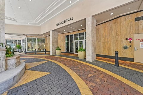 Copropriété à louer à Sarasota, Floride: 2 chambres, 160.26 m2 № 1870835 - photo 3