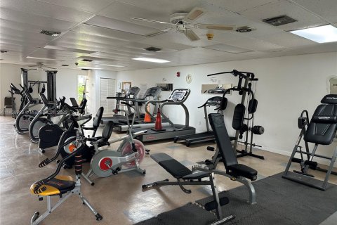 Condo in Miami, Florida, 1 bedroom  № 1863496 - photo 16