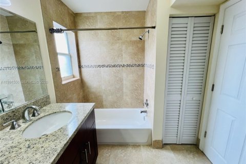 Touwnhouse à louer à Coral Springs, Floride: 3 chambres, 151.8 m2 № 2058249 - photo 11