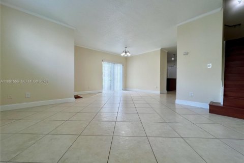 Touwnhouse à louer à Coral Springs, Floride: 3 chambres, 151.8 m2 № 2058249 - photo 5